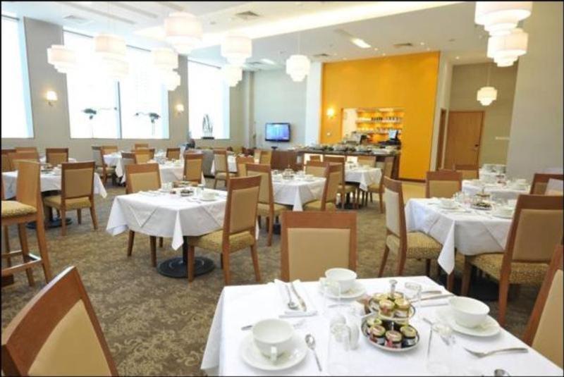Fraser Suites Seef Bahrain Manama Ngoại thất bức ảnh The dining room at the International House