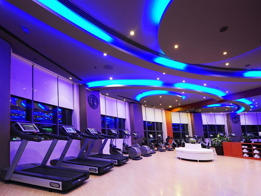 Fraser Suites Seef Bahrain Manama Ngoại thất bức ảnh The gym at the hotel