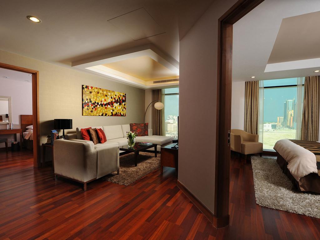 Fraser Suites Seef Bahrain Manama Ngoại thất bức ảnh A suite at the hotel